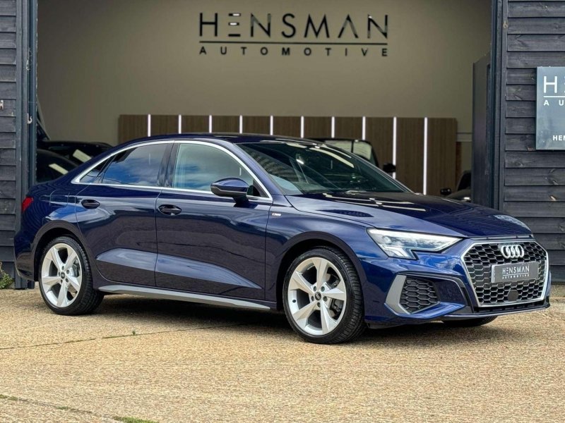 View AUDI A3 2.0 TDI 35 S line S Tronic Euro 6 (s/s) 4dr