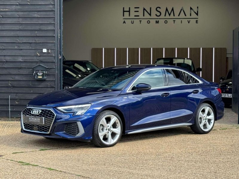 View AUDI A3 2.0 TDI 35 S line S Tronic Euro 6 (s/s) 4dr