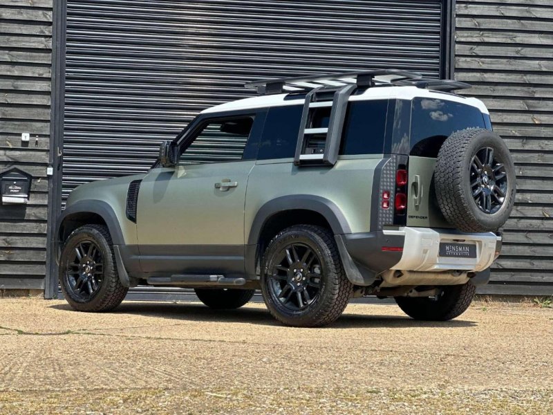 LAND ROVER DEFENDER 90