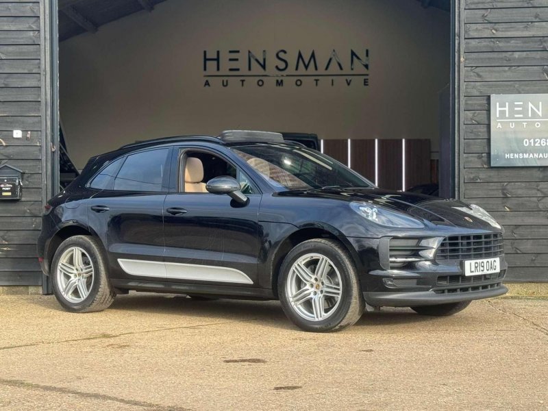 View PORSCHE MACAN 2.0T PDK 4WD Euro 6 (s/s) 5dr