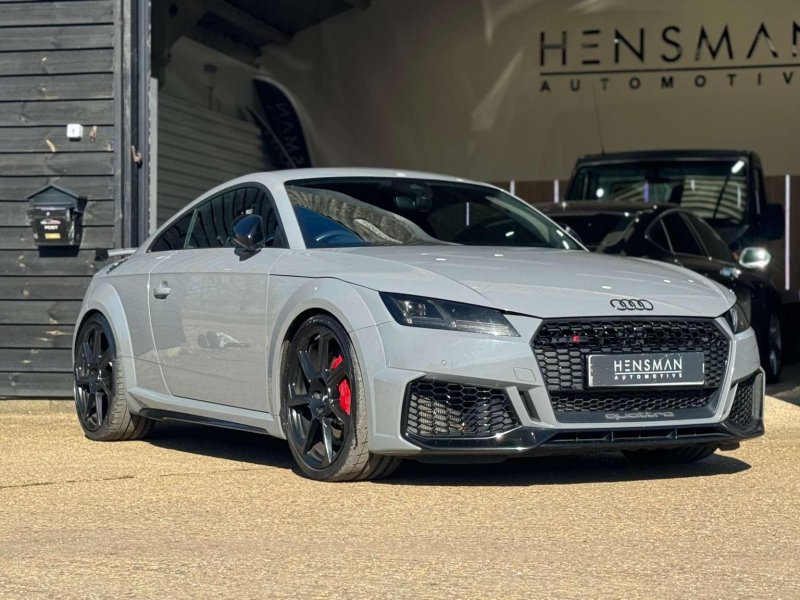 AUDI TT RS