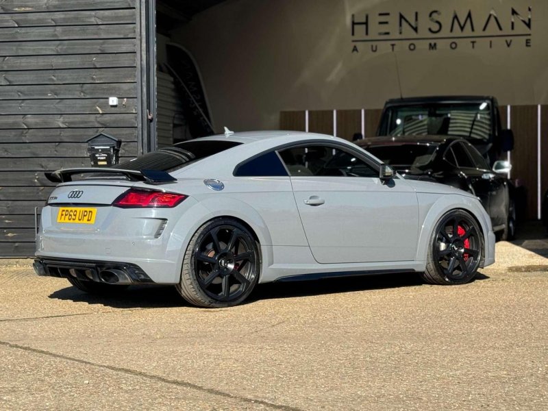 AUDI TT RS