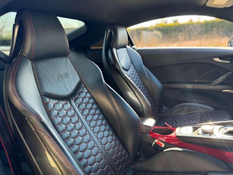 AUDI TT RS