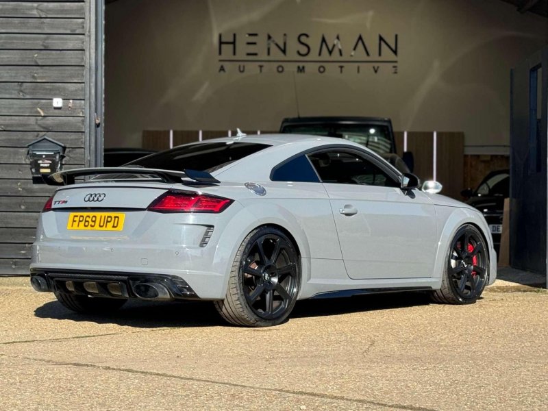 AUDI TT RS