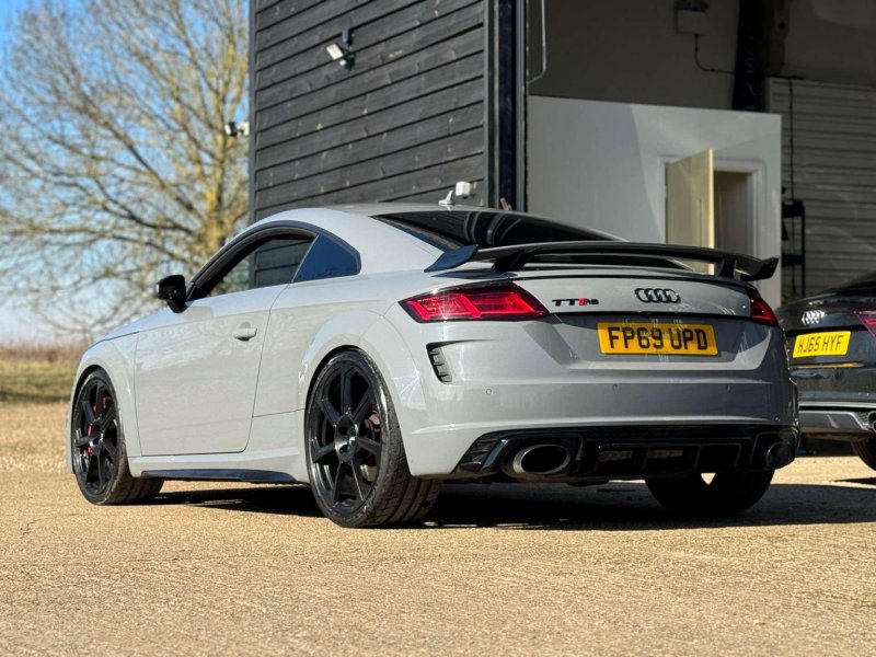 AUDI TT RS