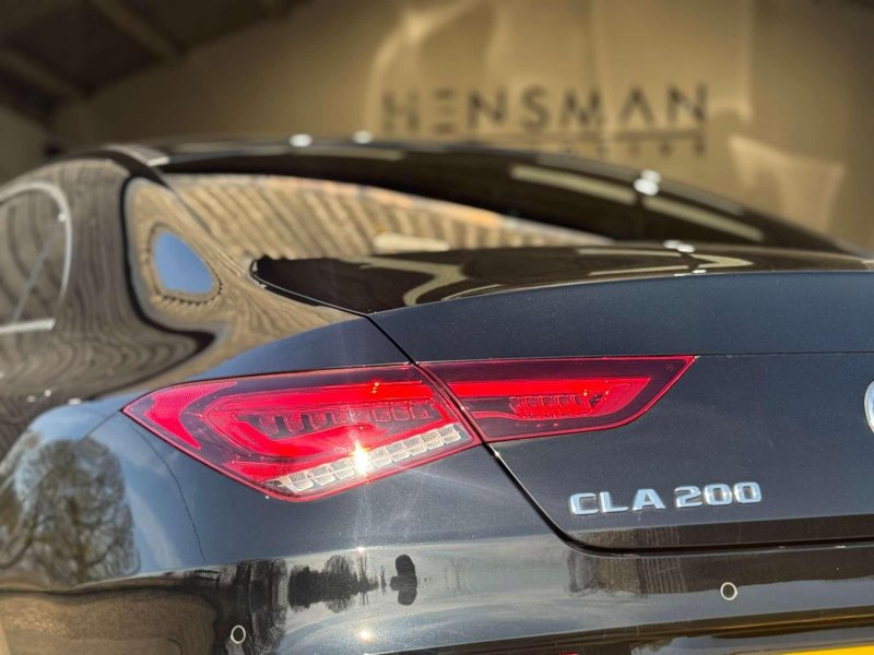 MERCEDES-BENZ CLA