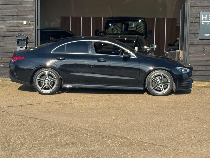 MERCEDES-BENZ CLA
