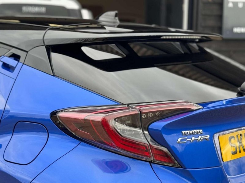 TOYOTA C-HR